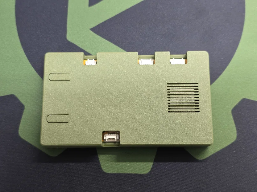 Vỏ bảo vệ 3D cho màn hình cảm ứng ESP32-32E CYD 4.0 inch - Image 4