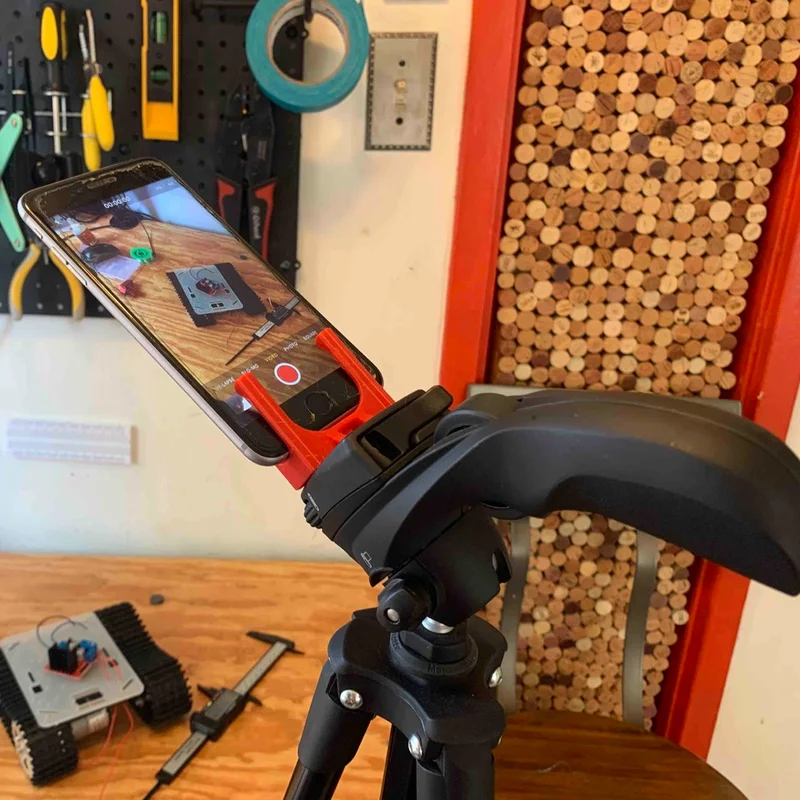 Ngàm gắn iPhone lên Tripod - Có ren xoắn