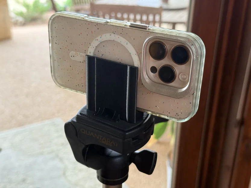 Ngàm gắn smartphone lên chân máy ảnh linh hoạt (3D Print) - Image 1