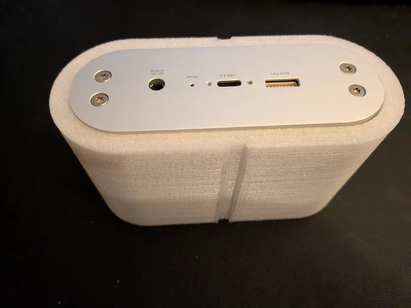 Vỏ bảo vệ (Travel Case) cho Orbbec Femto Bolt - Image 1