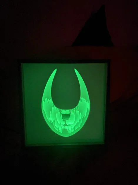 Hộp đèn Shadow box Hollow Knight Silksong - Image 1