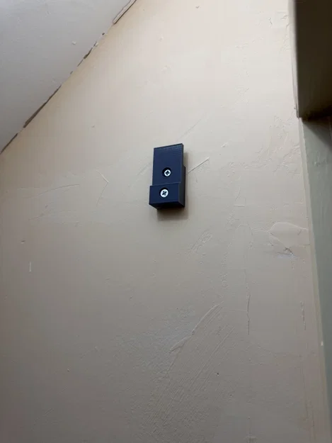 Giá treo tường cho hộp đựng vật sắc nhọn (Sharps Bin Mount) - Image 4