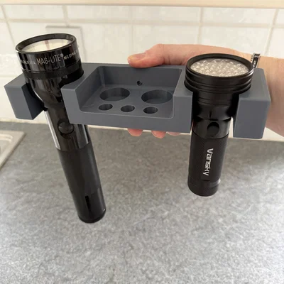 Giá Treo Đèn Pin Maglite và Đèn UV Đa Năng Có Ngăn Chứa Pin