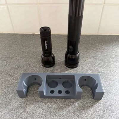 Giá Treo Đèn Pin Maglite và Đèn UV Đa Năng Có Ngăn Chứa Pin