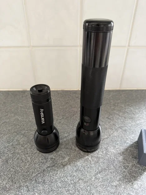 Giá Treo Đèn Pin Maglite và Đèn UV Đa Năng Có Ngăn Chứa Pin - Image 5