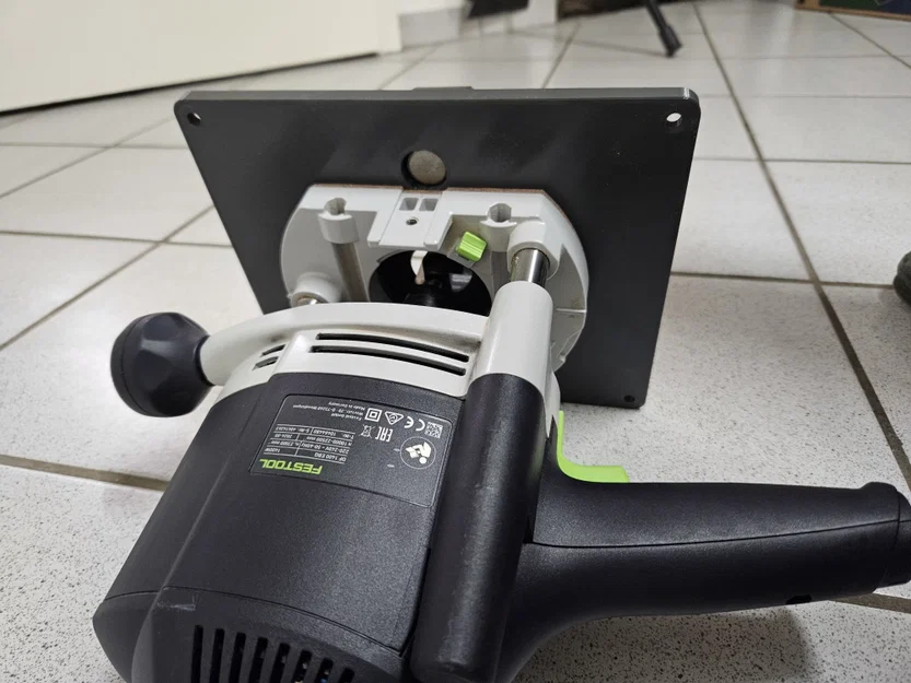 Tấm đế lắp đặt cho bàn phay sử dụng máy Festool OF 1400 - Image 2