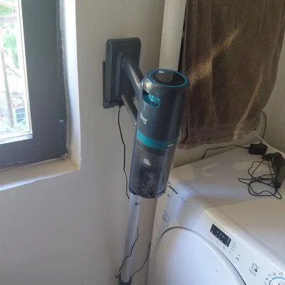 Giá treo tường cho máy hút bụi Hoover Go Pet HFG10P 011