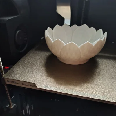 Tô hoa sen Lotus Bloom Bowl trang trí bàn ăn tinh tế