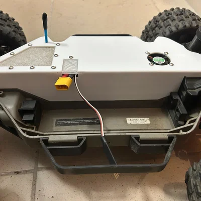Nắp chắn bụi Traxxas Slash LCG 4WD