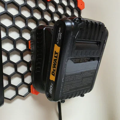 Giá treo sạc DeWalt DCB107 cho Honeycomb Storage Wall
