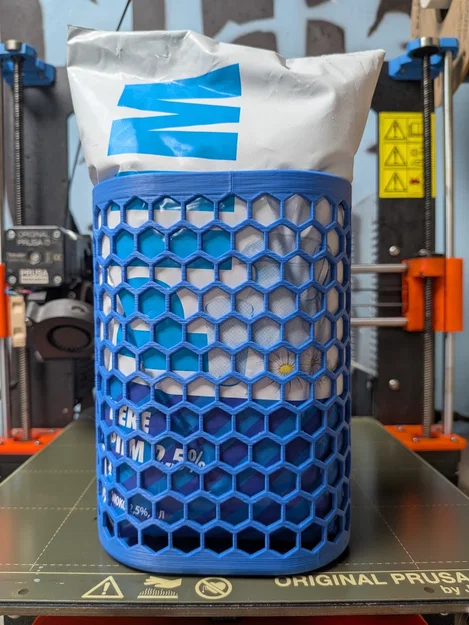 Giá đỡ túi sữa 1 lít in 3D tiện lợi (Jug for milk bag) - Image 5