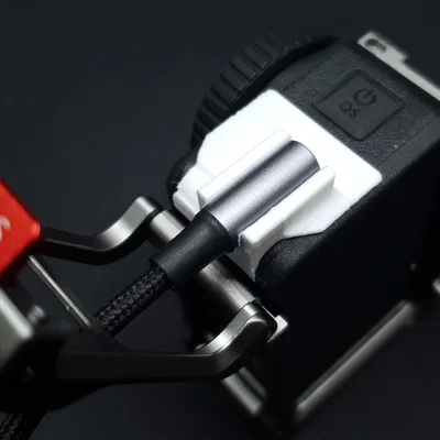 Ngàm cố định dây cáp USB-C cho Osmo Action 4