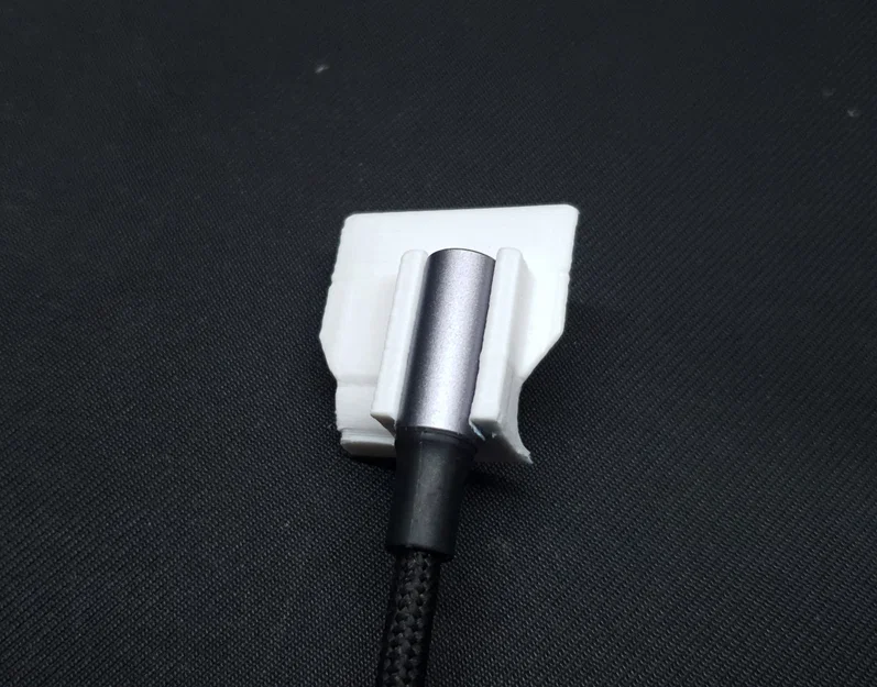 Ngàm cố định dây cáp USB-C cho Osmo Action 4 - Image 4