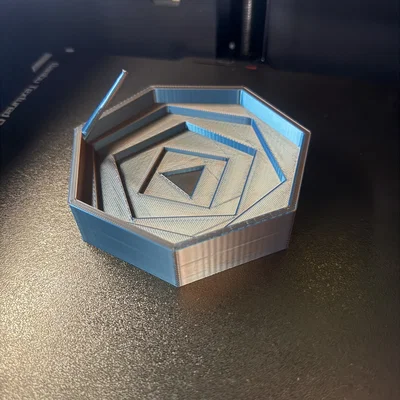 Gạt tàn hình học 3D độc đáo kèm que thông tiện lợi