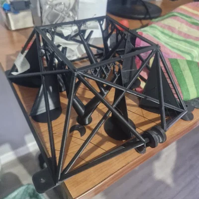 Mô hình tháp giếng mỏ có động cơ (Motorized Mine headframe)