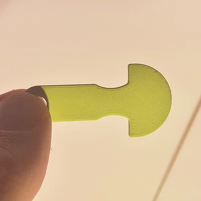 Chìa khóa mở xe đẩy siêu thị (10 CZK / 50c)