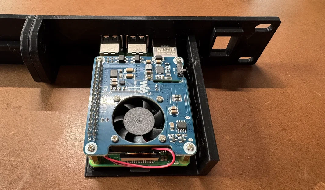 Khay Gắn Rack 1U Cho Raspberry PI Và Keystone Tự In 3D - Image 4