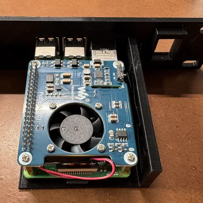 Khay Gắn Rack 1U Cho Raspberry PI Và Keystone Tự In 3D