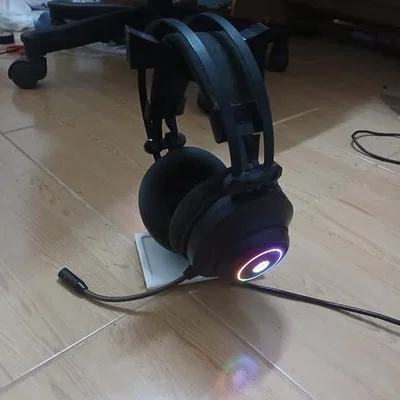 Giá treo tai nghe (Headset Stand) in 3D thiết kế gọn gàng