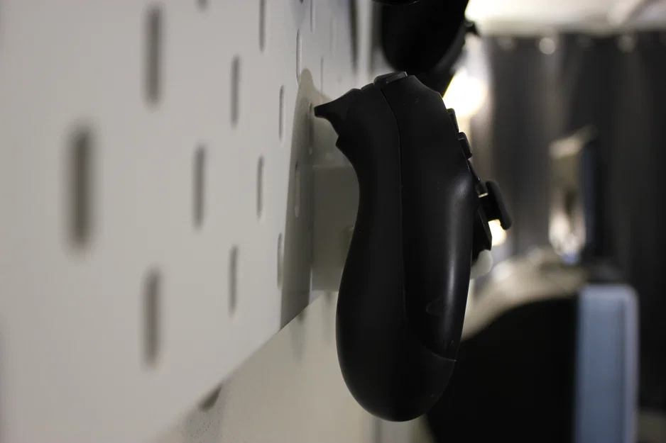 Giá treo tay cầm Playstation PS4 DualShock 4 cho bảng Ikea Skadis - Image 4