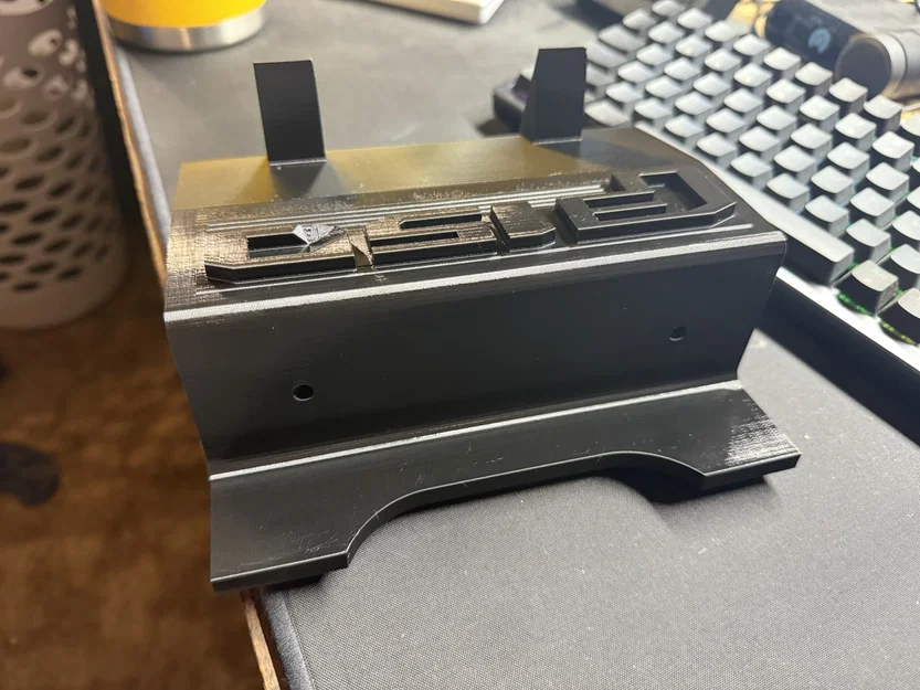 Giá đỡ iPad trên bảng táp-lô cho xe Ford F150 (2015-2020) - Image 2