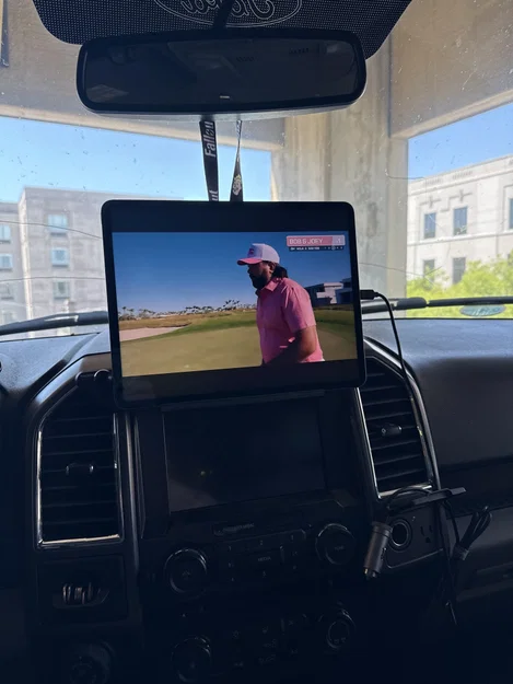 Giá đỡ iPad trên bảng táp-lô cho xe Ford F150 (2015-2020) - Image 3