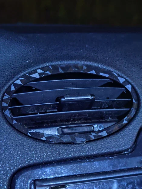 Khung Viền Khe Gió Điều Hòa Cho Ford Focus Mk2 (In 3D) - Image 1