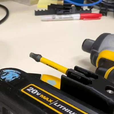 Giá đỡ mũi vít DeWalt - Tháo lắp dễ dàng