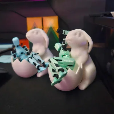 Mô hình in 3D chú thỏ Phục Sinh giữ trứng (Easter Bunny with Egg) độc đáo