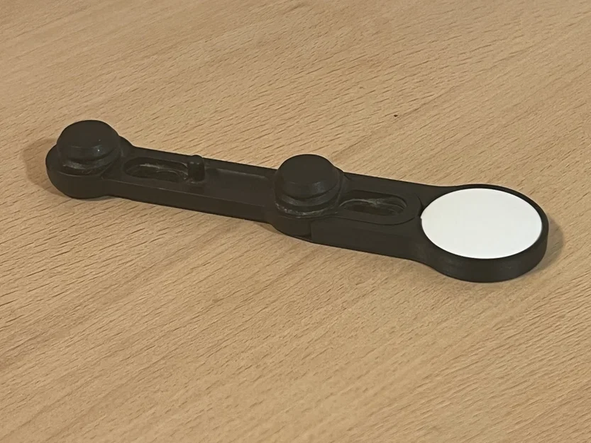Giá đỡ AirTag X FIDLOCK - Gọn gàng và tinh tế - Image 2