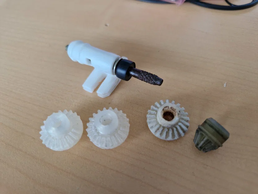 Bánh răng điều chỉnh đèn pha VW Passat (Tự in 3D) - Image 1