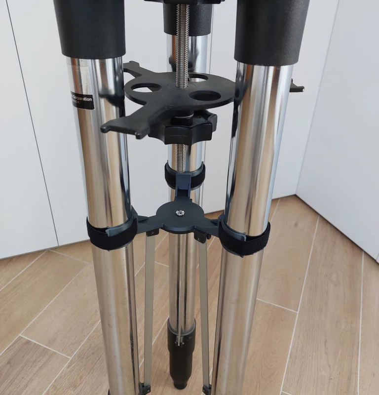 Bộ khóa cố định chân máy Meade (Meade tripod lock) in 3D tiện dụng