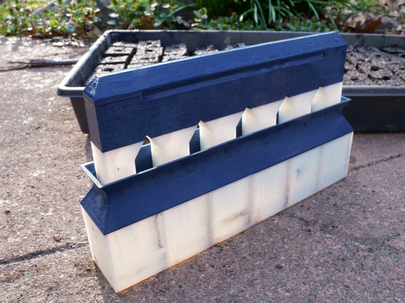 Dụng cụ ép đất Soil Blocker cho khay 1020 - Image 1