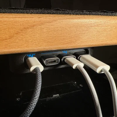 Giá treo dưới bàn cho sạc Anker PowerPort Atom III Slim