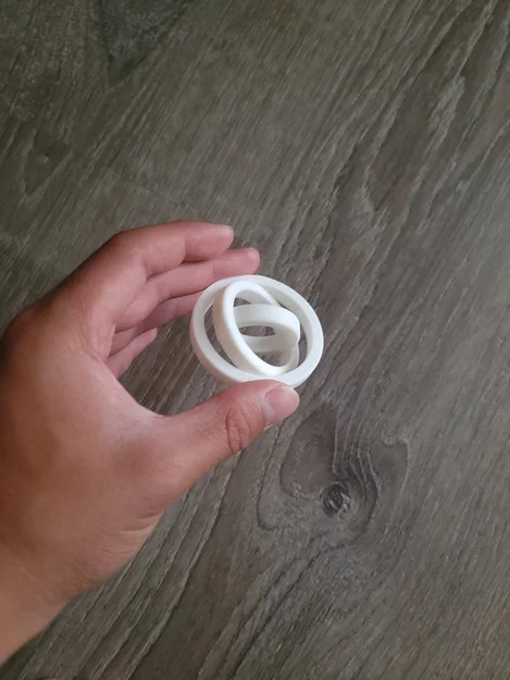 Mô hình Gyroscope 3 vòng xoay - Đồ chơi Fidget in 3D cực thú vị - Image 3