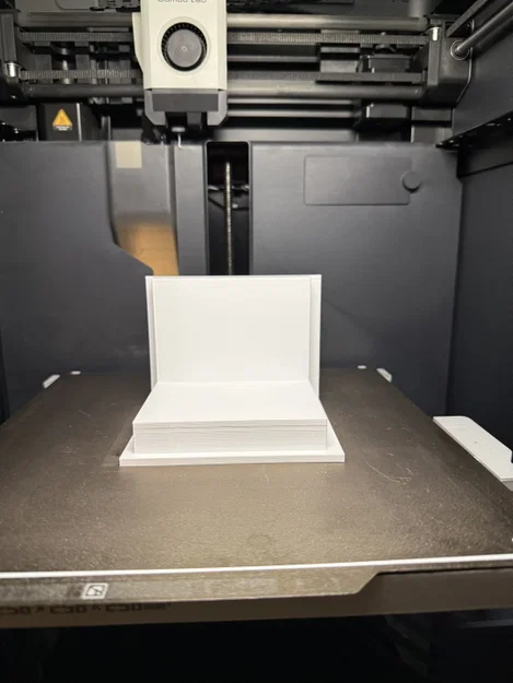 Nắp che giá treo Camar 807: Phụ kiện in 3D thông minh cho tủ kệ - Image 1