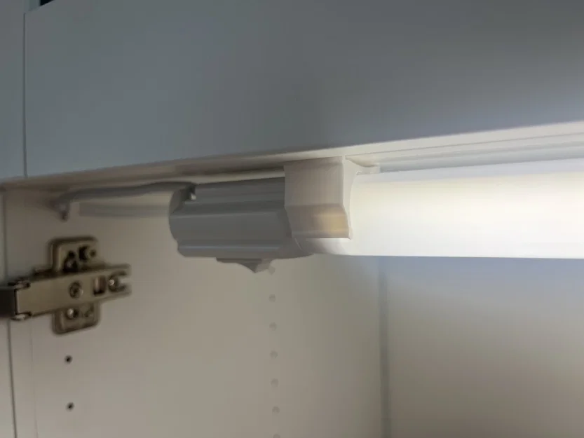 Bộ giá đỡ đèn LED Baltimore cho tủ IKEA PLATSA không cần ốc vít - Image 5