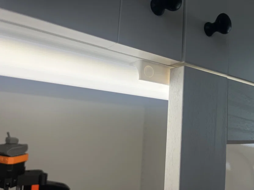 Bộ giá đỡ đèn LED Baltimore cho tủ IKEA PLATSA không cần ốc vít - Image 6