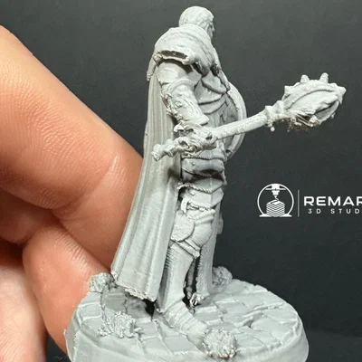 Mô hình Human Cleric Warrior – Hiệp sĩ Thánh 50mm