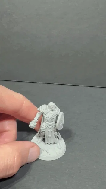 Mô hình Human Cleric Warrior – Hiệp sĩ Thánh 50mm - Image 6