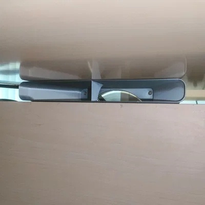 Ống dẫn khí làm mát lắp dưới bàn (Under-desk cooling fan shroud)