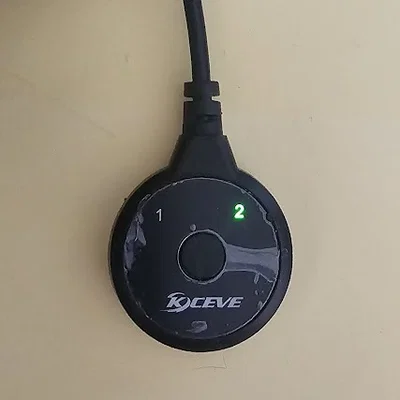 Giá đỡ để bàn cho nút chuyển đổi KVM Kceve USB Type-C