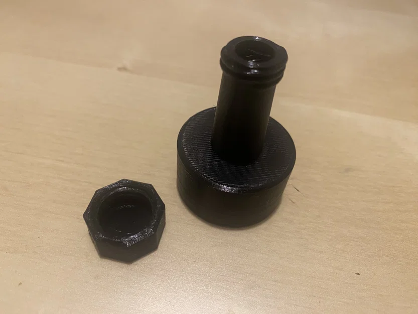 Đầu nối rót chất lỏng – Phễu cho túi châm (Ren 28,5 mm) - Image 1