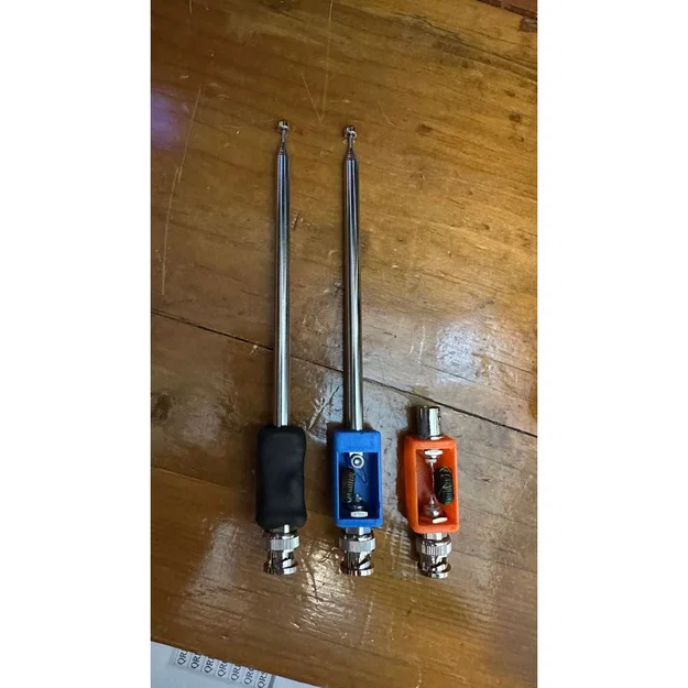 Ăng-ten cầm tay nạp cuộn cảm (Coil Loaded Hand Held Antenna) - Image 2