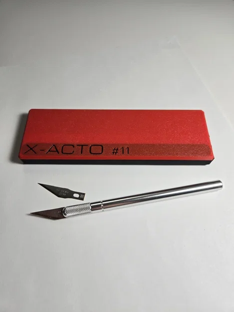 Hộp đựng dao X-Acto có nam châm - Image 1