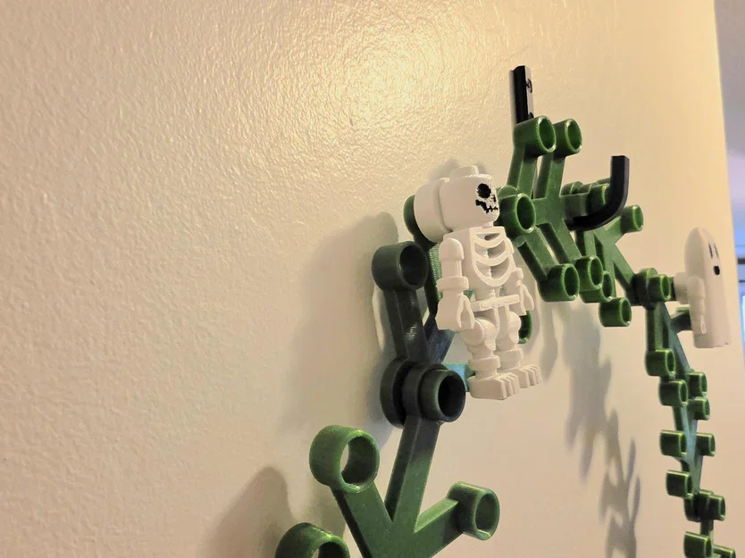 Mô hình bộ xương phong cách Lego trang trí Halloween (Lego Skeleton) - Image 2