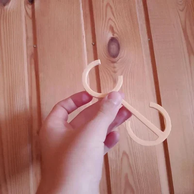 Móc treo nón (Cap hanger) thông minh tiết kiệm không gian tủ