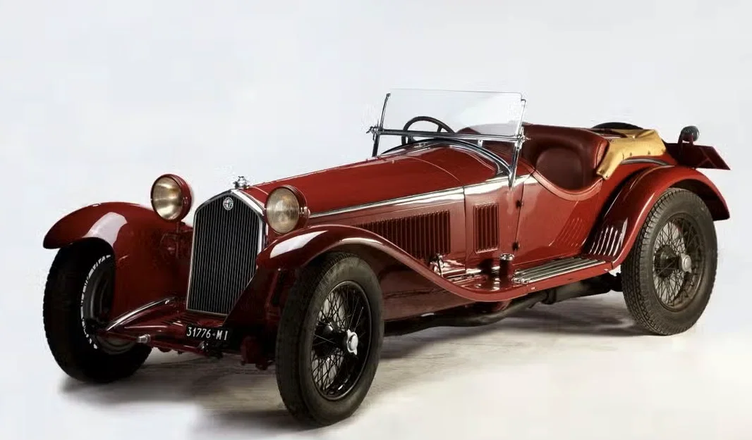 Mô hình xe cổ điển Alfa Romeo 8C 3D tinh xảo - Image 4
