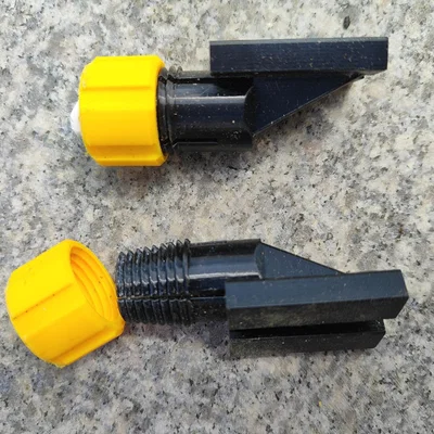 Giá đỡ phấn cho cào cỏ Gardena