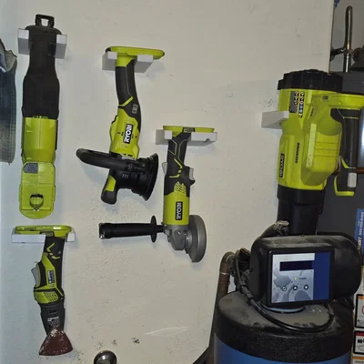Giá treo tường cho máy chà nhám Ryobi PBF100